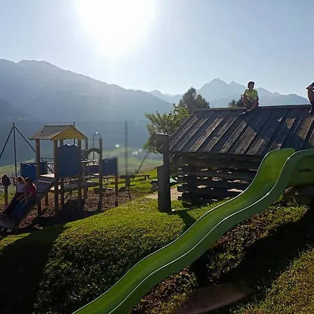 Gruppen- & Familienhaus Parsonz *
