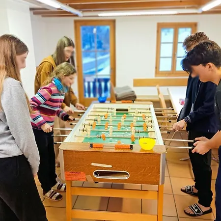 Gruppen- & Familienhaus Parsonz Affittacamere