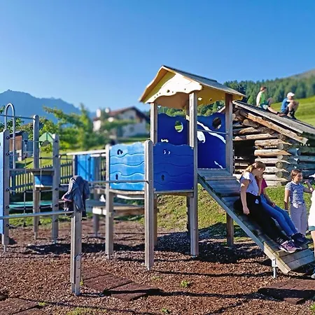 Gruppen- & Familienhaus Parsonz Affittacamere